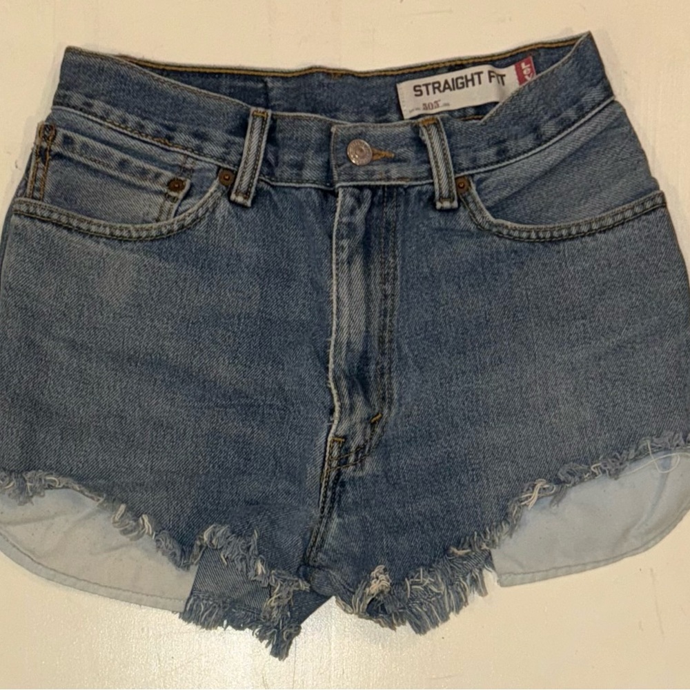 Levi Denim Shorts Size Small NWOT